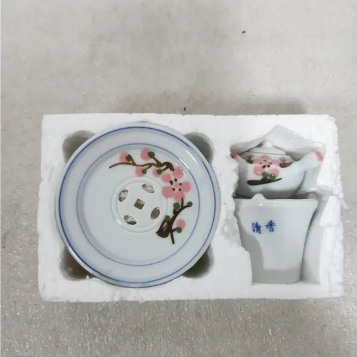[BUNJANG] Miniature Plum Blossom Ceramic Tea Set / 미니어처 매화 도자기 다기 세트 / 미니 차도구 오브제 (미사용 박스)