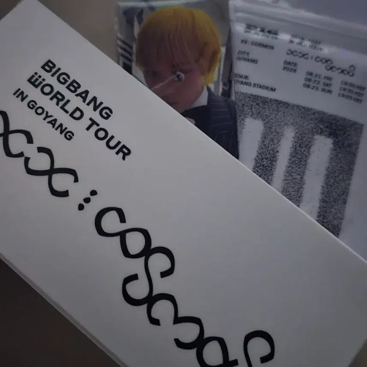 [BUNJANG] BIGBANG World Tour First Concert Membership Kit Umbrella, Cooling Patch, Photocard Set / 빅뱅 콘서트 멤버십 키트 첫콘 양우산+쿨링패치+포토카드 3종