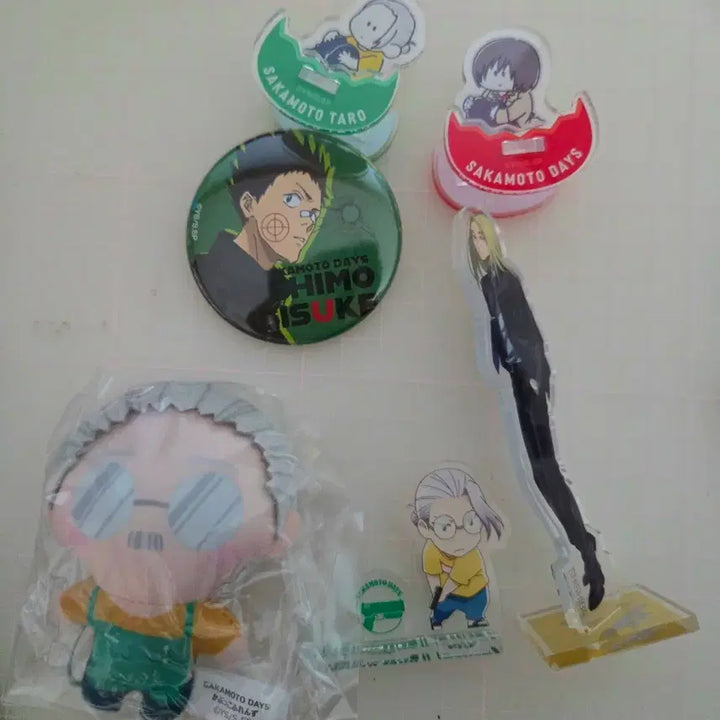 [BUNJANG] Sakamoto Days Nagumo Shishiba Acrylic Stand, Badge, Plush Set / (개봉)사카모토 데이즈  나구모 시시바 등아크릴 스탠드 뱃지 인형 세트