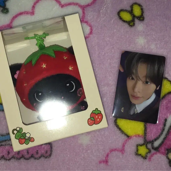 [BUNJANG] NCT Wish Wish Bakery Strawberry Wish Doll Mascot Keychain Kuri Riku / [현물 당일발송] 엔시티 위시 일본 위시베이커리 팝업 딸기위시돌 마스코트 키링 쿠리 리쿠 인형