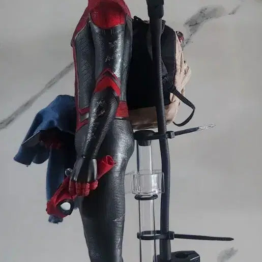 [BUNJANG] Hot Toys Iron Spider-Man 2.0 Battle Damaged Custom Upgrade Suit with Accessories / 핫토이 아스파2.0헤드+ 업글슈트 (배틀데미지커스텀)