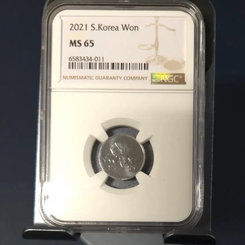 [BUNJANG] 2021 1 Won Coin - Grade 65 - Unused Rare Coin for Collection / 2021년1원 65등급  미사용 주화 희귀동전수집용