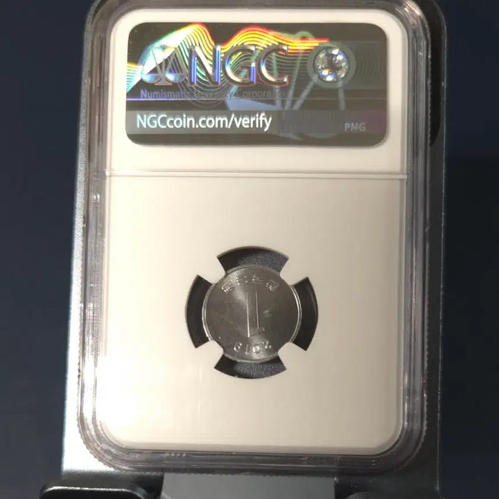 [BUNJANG] 2019 1 Won Coin, Graded 65, Uncirculated, Rare Coin Collection / 2019년1원 65등급 미사용 주화 희귀동전수집용