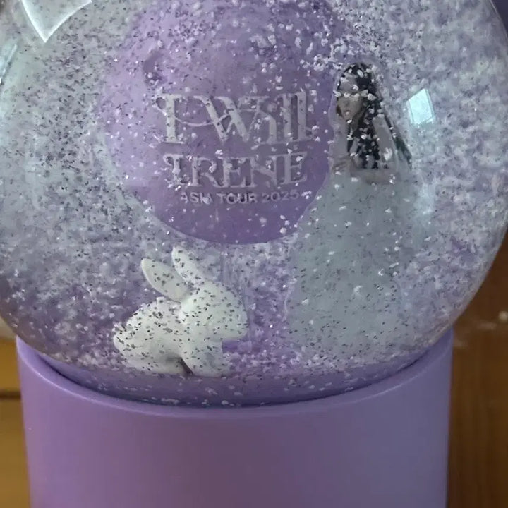 [BUNJANG] Red Velvet Irene I Will Concert Goods Snow Globe / [판매] 레드벨벳 아이린 I will 콘서트 굿즈 스노우볼