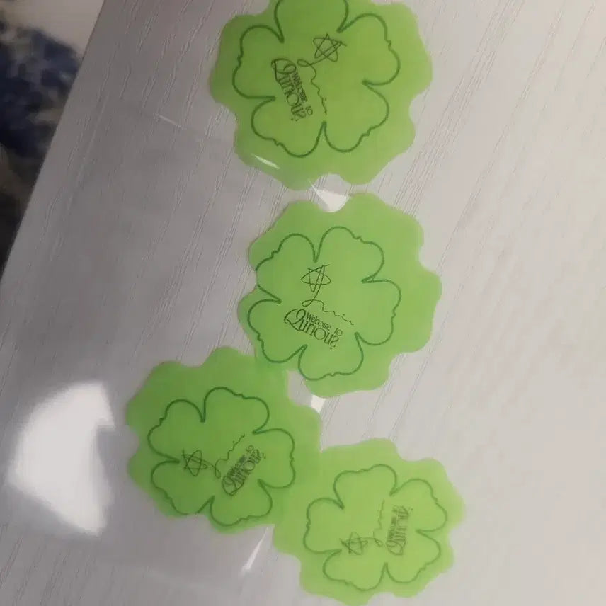 [BUNJANG] Kim Gyuvin Showcon Confetti Photocard / 김규빈 쇼콘 컨페티 4장
