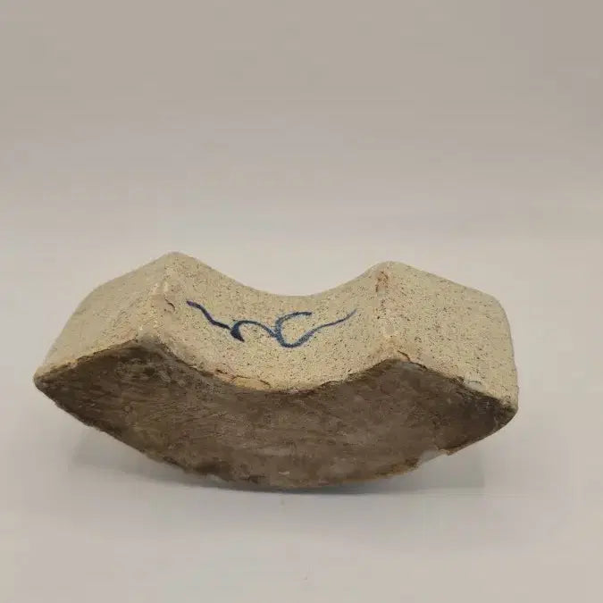 [BUNJANG] Antique Blue-and-White Porcelain Landscape Linear Inkstone / 골동품 청화백자 산수문 선형연적