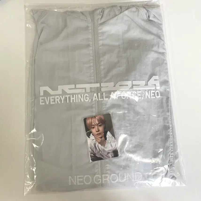 [BUNJANG] NCT 10th Anniversary Neo Ground Yushi Windbreaker / [당일발송] 엔시티 10주년 네오그라운드 유우시 윈드브레이커 새상품