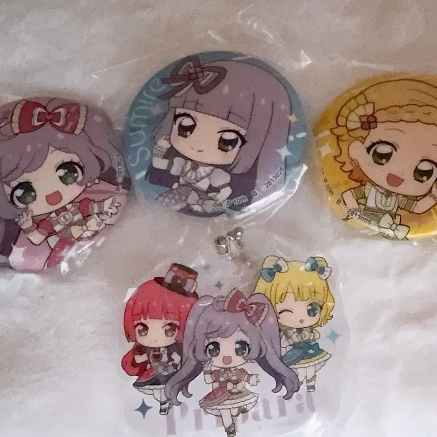 [BUNJANG] Aikatsu x PriPara LaLa Acrylic Can Badge Gacha (B/C Prize) - Sealed / 미개봉) 아이카츠X프리파라 라라 아크릴 캔뱃지 가챠 B,C상