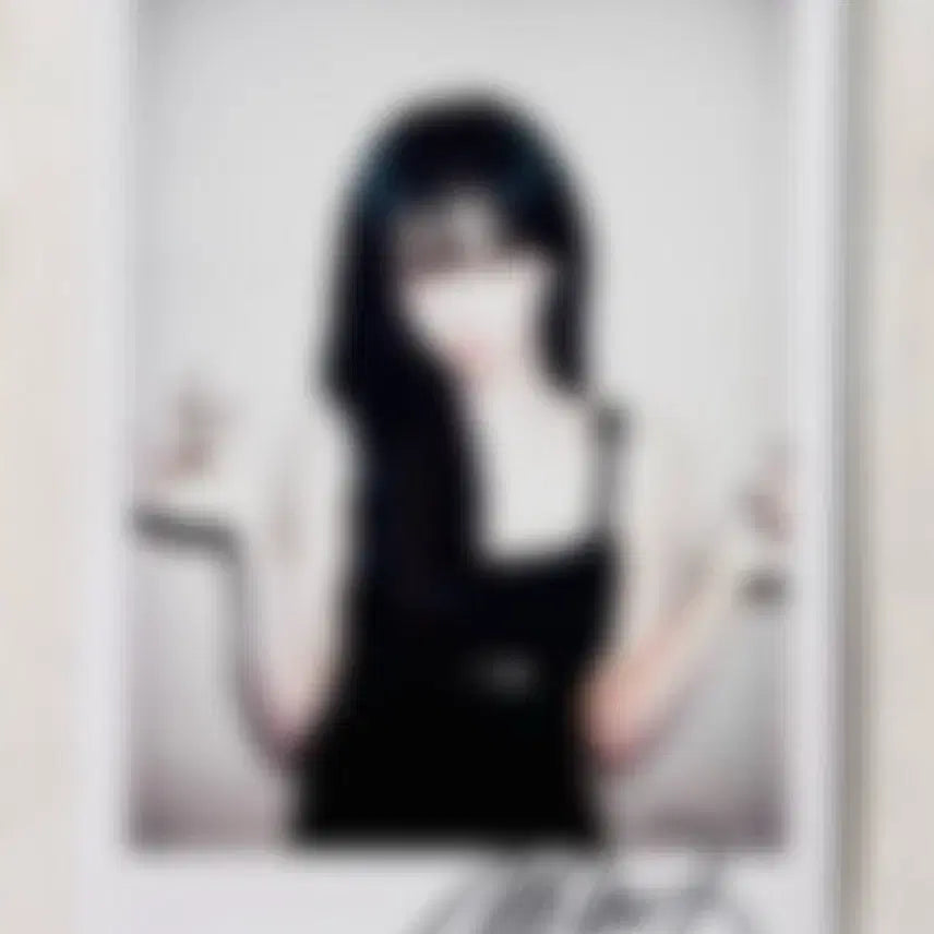 [BUNJANG] tripleS Kim Nakyoung Signed Polaroid / 260801 트리플에스 김나경 싸인 폴라로이드 triples nakyoung sign polaroid