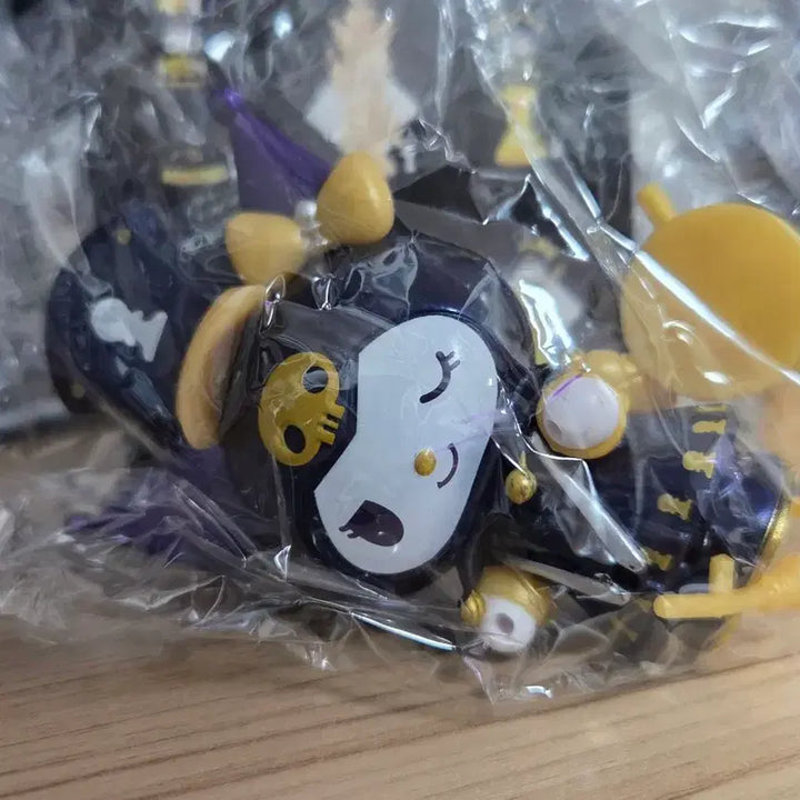 [BUNJANG] Sanrio Kuromi Chess Series Phone Charm (Sealed) / 미개봉)산리오 쿠로미 체스시리즈 폰