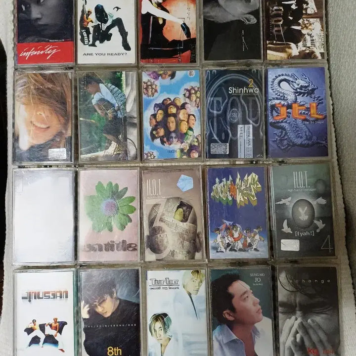 [BUNJANG] Various K-Pop Cassette Tapes (55 pcs) Bundle Set / 가요 카세트 테이프 .. 55개