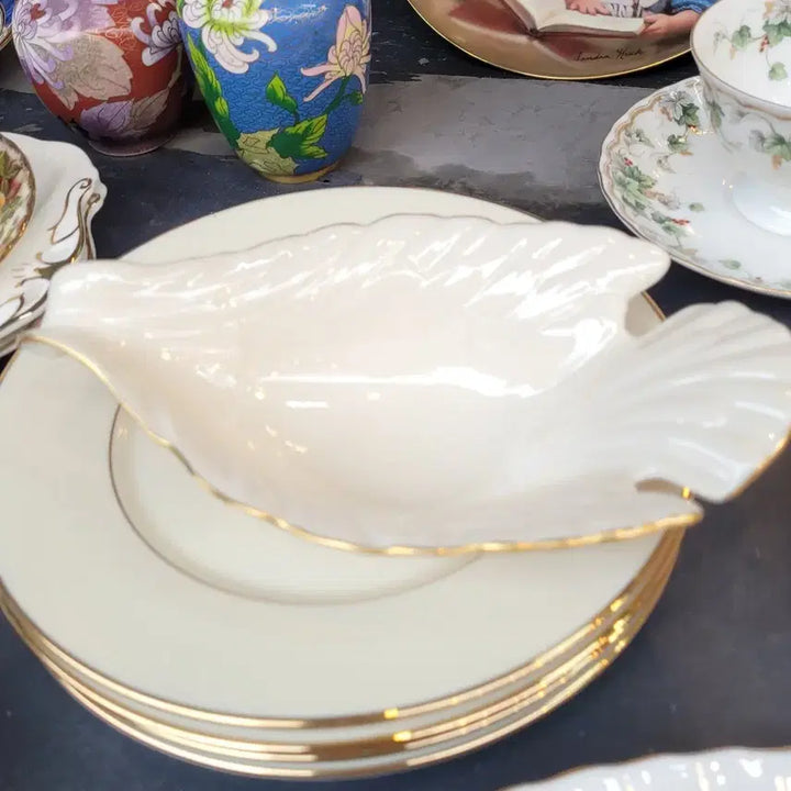 [BUNJANG] Lenox Vintage Shell Shape Plate Set with Gold Rim / 미국제 레녹스 빈티지 쉘 모양 접시 세트 골드림