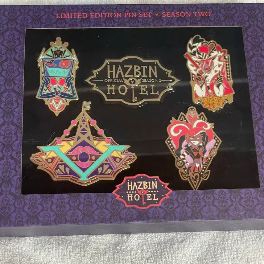 [BUNJANG] HAZBEAN HOTEL Season 2 The Vz Pin Badge Set / 해즈빈호텔 시즌2 핀뱃지 더 브이즈 세트