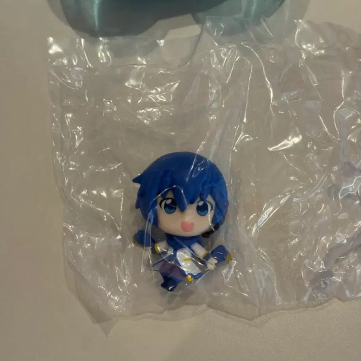 [BUNJANG] Hatsune Miku Happy Jump Gacha Kaito Figure / 하츠네미쿠 해피 점프 피규어 가챠 카이토