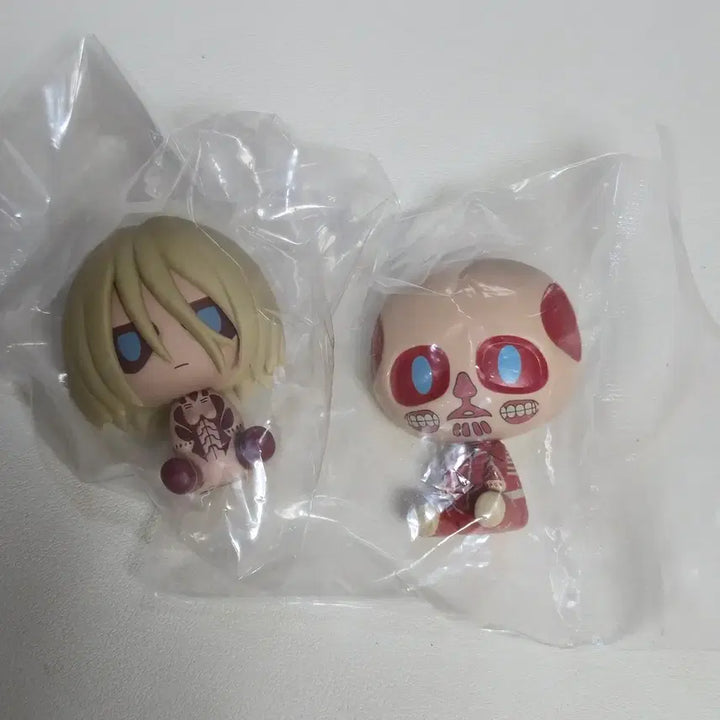 [BUNJANG] Attack on Titan Chokonokko Figure Female Titan Colossal Titan Bundle Set / 진격의 거인 초코노코 거인 여성형 초대형 일괄