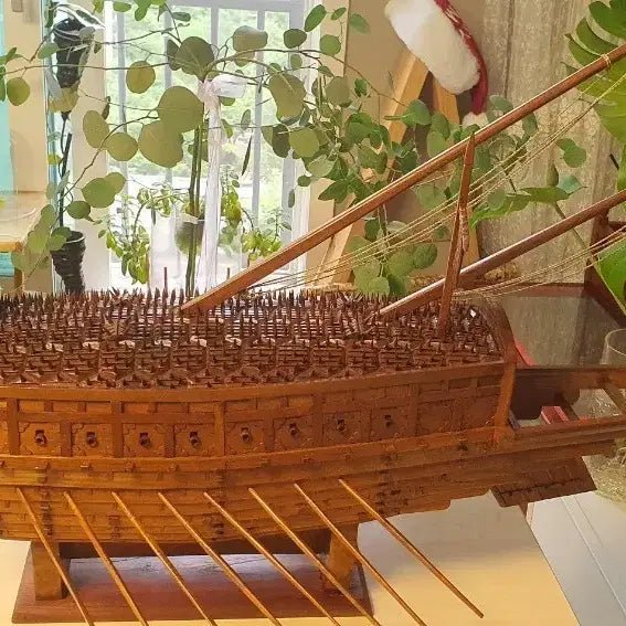 [BUNJANG] Turtle Ship Wooden Model / 전투를 위해 돛과 돛대를 내린 거북선