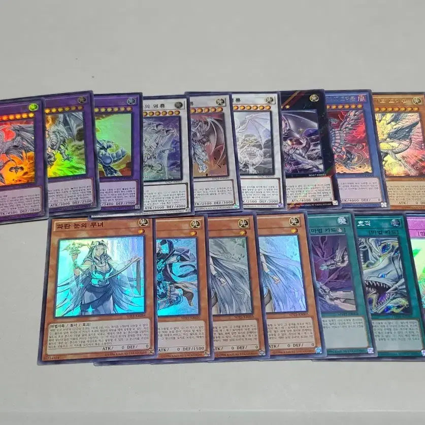 [BUNJANG] Yu-Gi-Oh! Blue-Eyes White Dragon Card Bundle / 유희왕 푸른 눈의 백룡 잡카드 일괄
