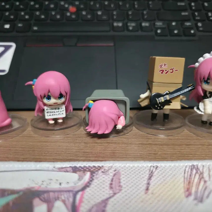 [BUNJANG] Bocchi the Rock! Gacha Figure Set - Series 1 &amp; 2 / 봇치더락 가챠 피규어 1탄 2탄 세트