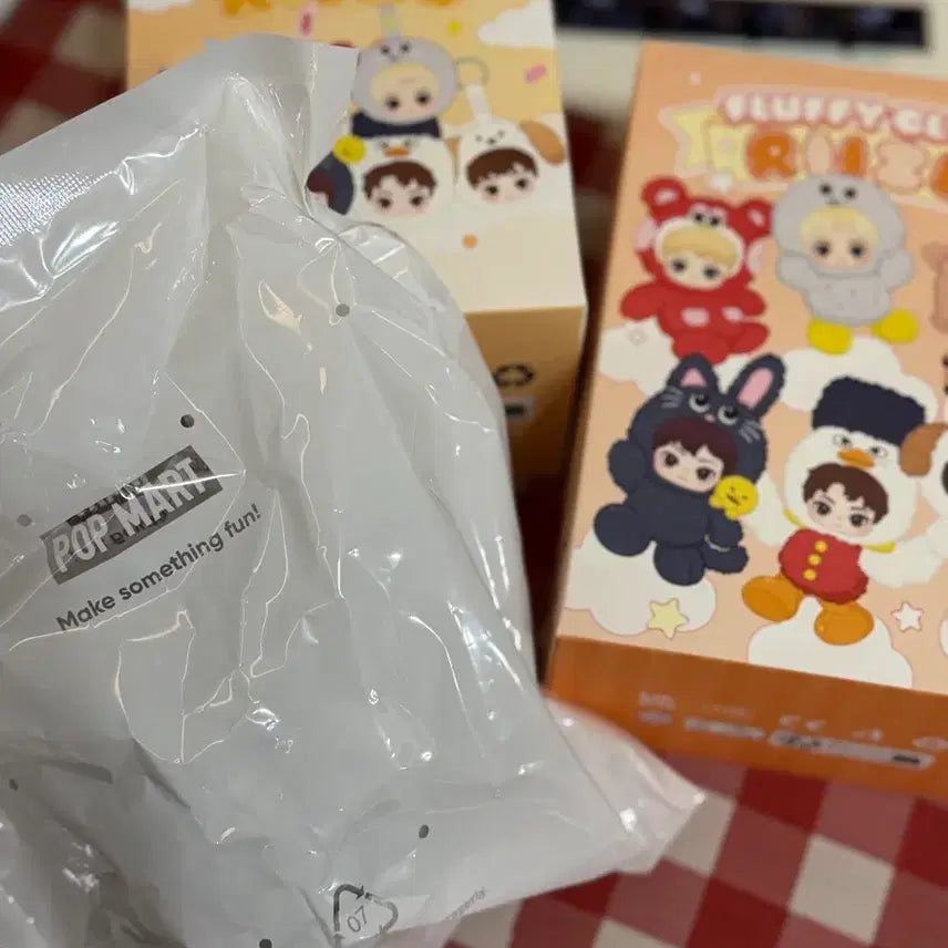 [BUNJANG] Pop Mart RISE Fluffy Pouch Keyring Set - Sung Hanbin / 팝마트 라이즈 플러피키링 파우치키링 송용돌이 은석 세트