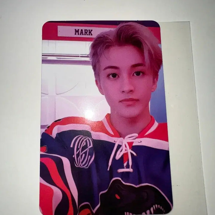 [BUNJANG] NCT Mark Resonance Hockey Photocard / 전 nct 마크 레조넌스 하키 포카