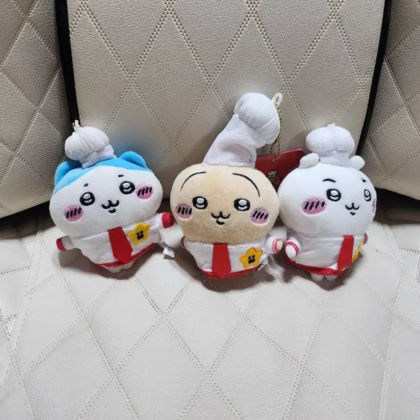 [BUNJANG] Usagi, Chiikawa, Hachware Chef Outfit 3-Piece Plush Set / 우사기,치이카와, 하치와레 레스토랑 3종 팝니다.