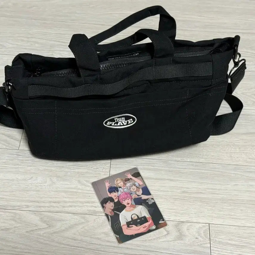 [BUNJANG] PLAVE Lightstick Bag with Big Photocard / 플레이브 응원봉 가방