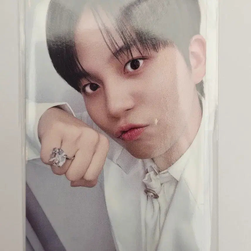 [BUNJANG] ATEEZ JONGHO Aniteez in Dejavu Soundwave Lucky Draw Photocard / 에이티즈 종호 5만원 특전 사운드웨이브 Aniteez in Dejavu 애니티즈 팝업 포카 트레카