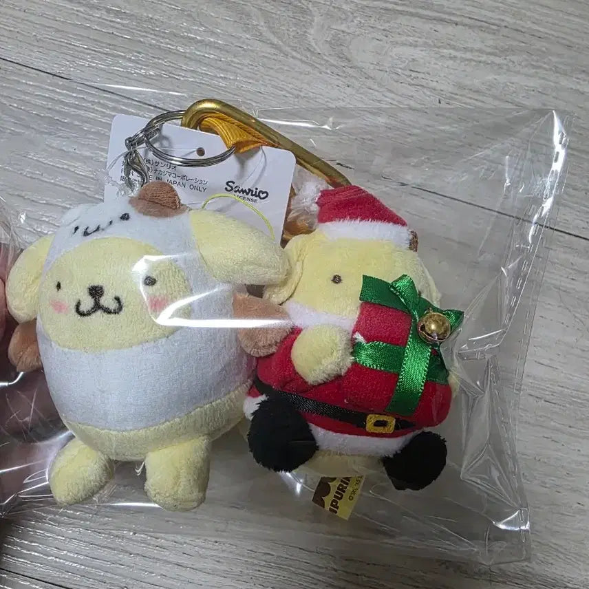 [BUNJANG] Sanrio Classic Santa Pompompurin Mascot Bundle Set / 산리오 고전 산타폼폼푸린 마스코트 일괄