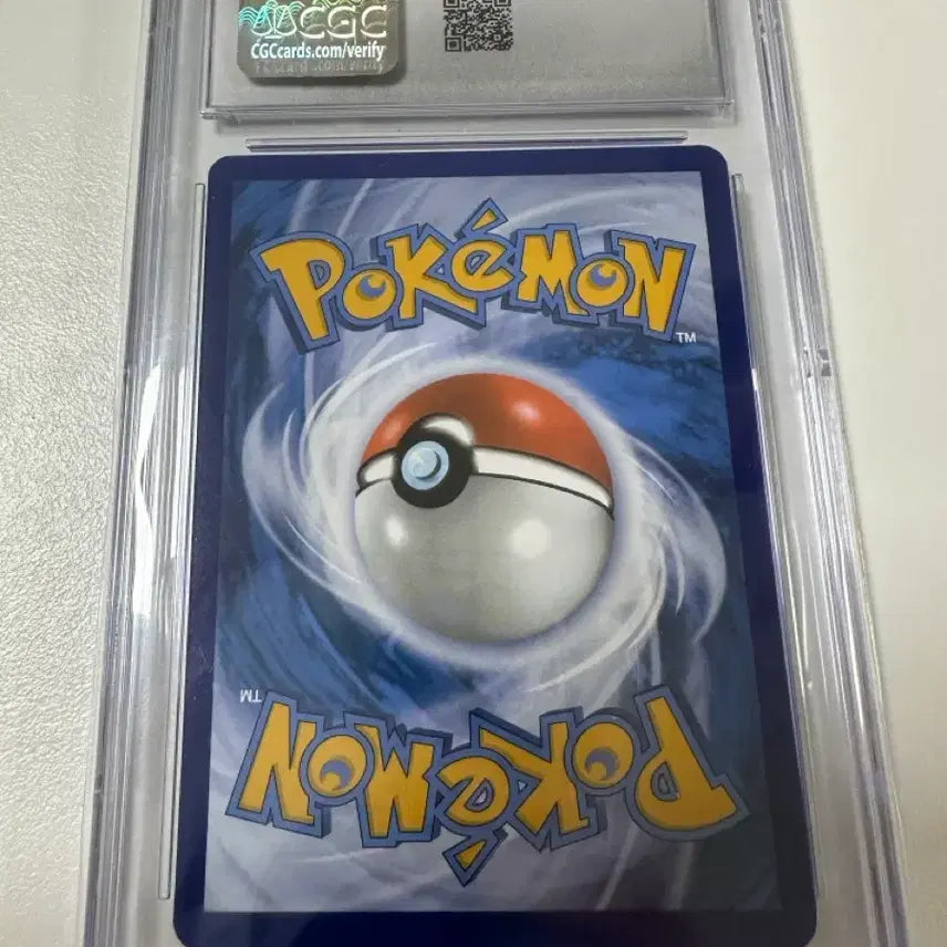 [BUNJANG] Umbreon Halloween Pokemon Card CGC 9.5 Graded / 블래키 할로윈 포켓몬카드 cgc9.5등급