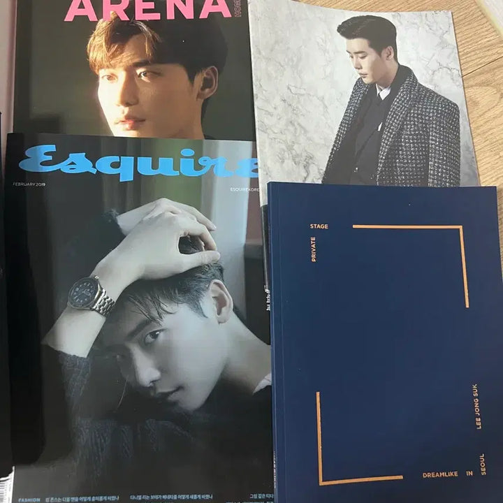[BUNJANG] Lee Jong Suk 2017-2019 Seasons Greetings &amp; Photo Album Set / 이종석 2017~2019 시그 + 포토앨범 외