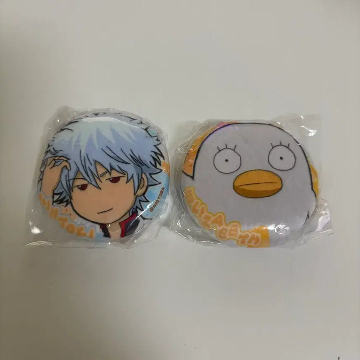 [BUNJANG] Gintama Gintoki &amp; Elizabeth Squishy Cushion Can Badges / 은혼 말랑 쿠션 캔뱃지 뱃지 긴토키 엘리자베스