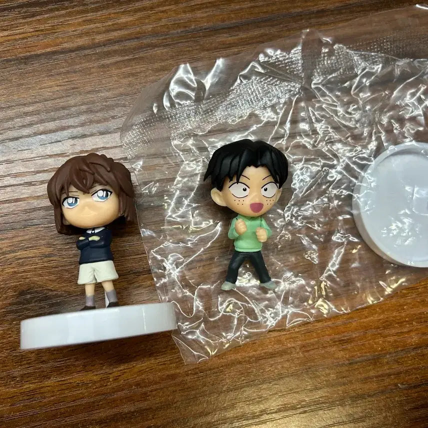 [BUNJANG] Detective Conan Rose Triangle Gacha Figure / 명탐정 코난 가챠 장미 세모