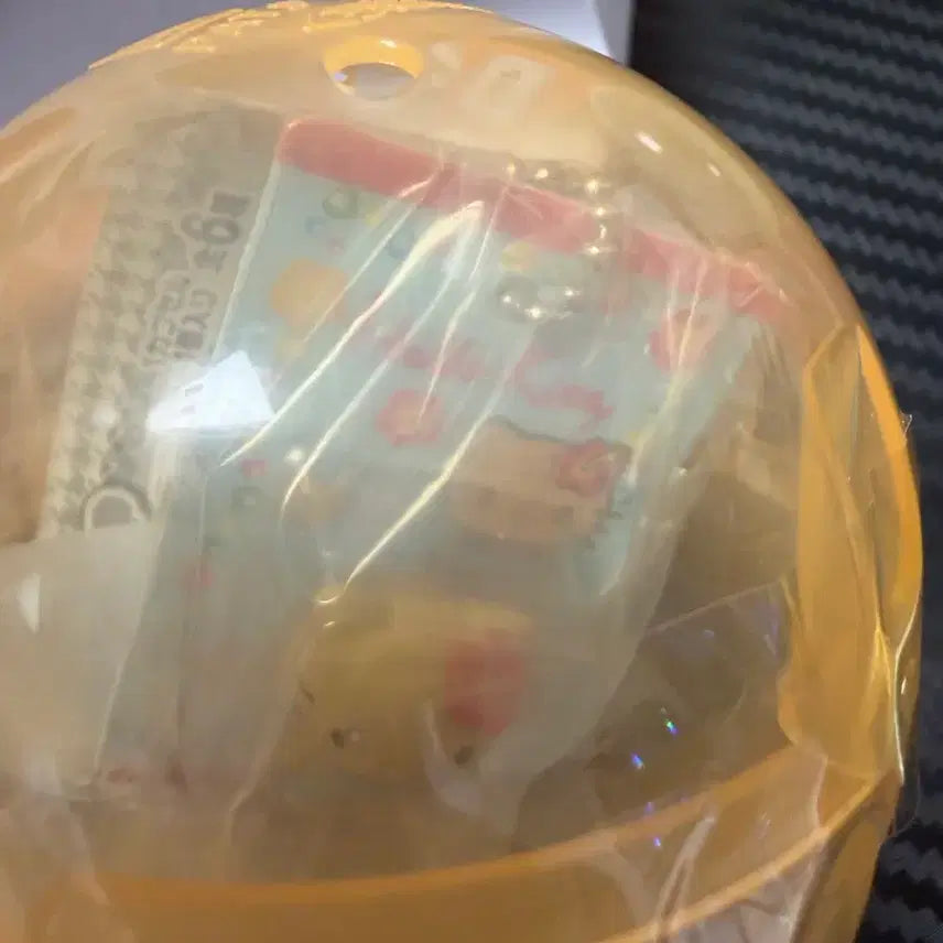 [BUNJANG] Hello Kitty Miniature Gacha Tanning Kitty / 헬로키티 미니츄어 가챠 -태닝키티