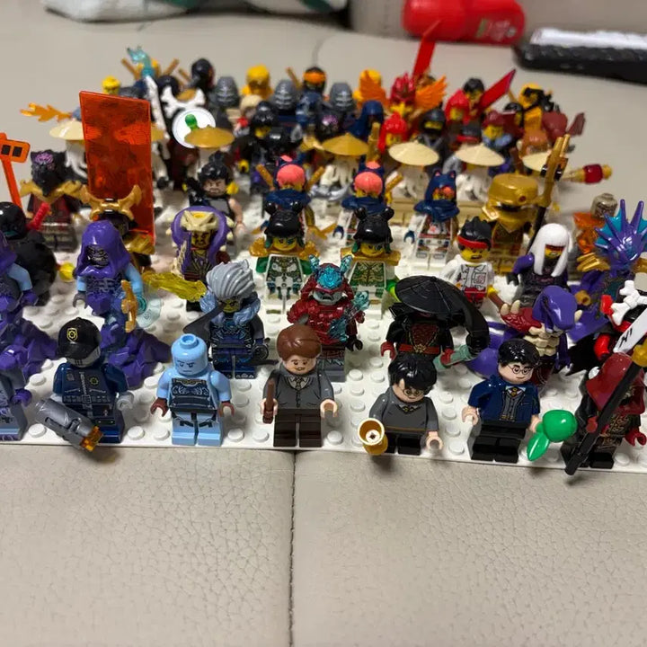 [BUNJANG] Lego Harry Potter &amp; Ninjago Mixed Minifigure Bundle (Approx. 60 Figures) / 레고 해리포터 닌자고 다양한 미니피규어 일괄 60개 가량