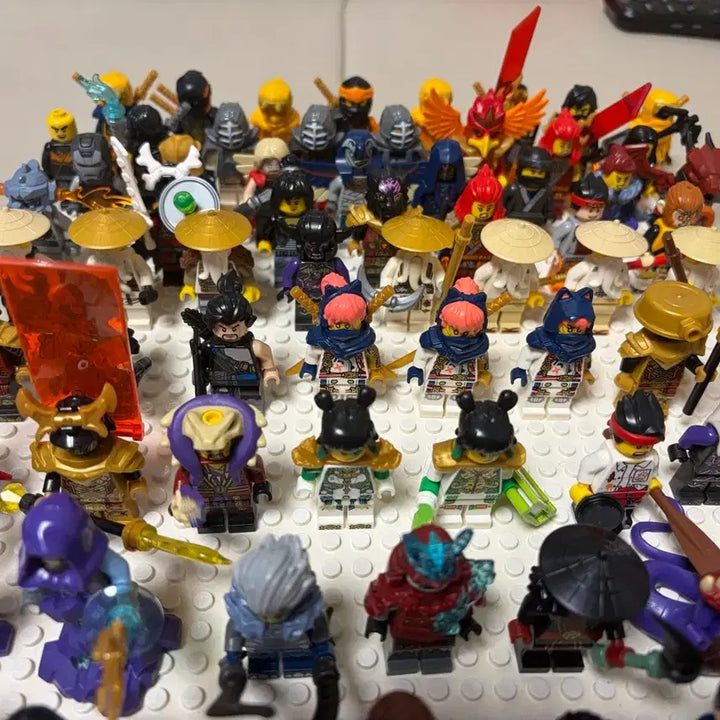 [BUNJANG] Lego Harry Potter &amp; Ninjago Mixed Minifigure Bundle (Approx. 60 Figures) / 레고 해리포터 닌자고 다양한 미니피규어 일괄 60개 가량