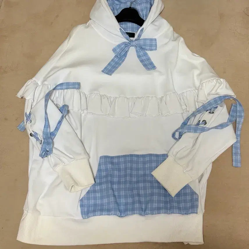 [BUNJANG] ililil (Iruiruiruil) Hoodie / 이루이루이루 ililil 후드