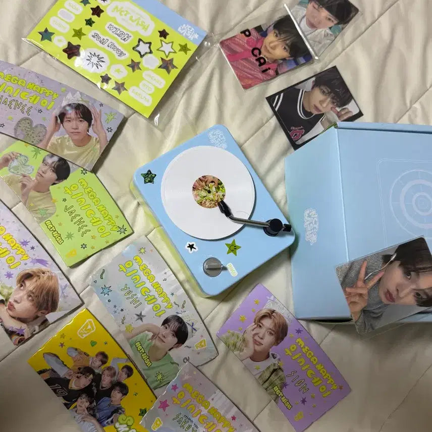 [BUNJANG] NCT WISH Turn Table Photocard &amp; Cup Holder Set / 엔시티위시 턴테이블 (+ 포카 &amp; 컵홀더)