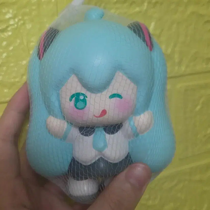 [BUNJANG] Hatsune Miku Squishy Plush Toy Figure (Sealed) / (미개봉) 하츠네미쿠 말랑이 스퀴시 인형 피규어