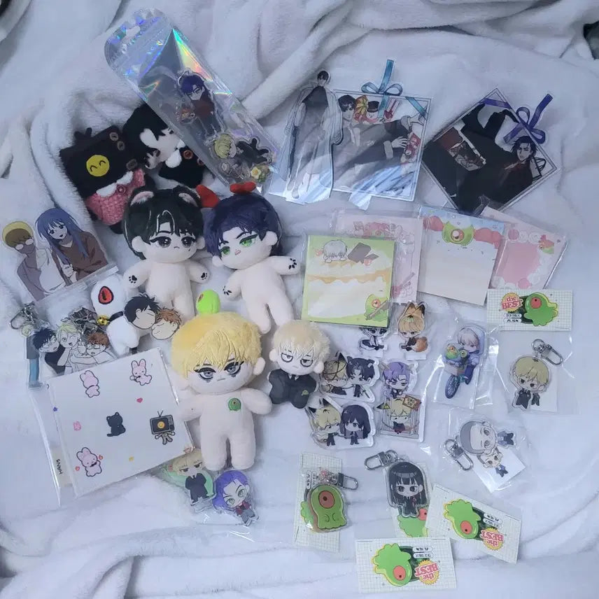[BUNJANG] Web Novel/Webtoon Merchandise Set / [기간한정할인] 굿즈 세트 이착헌 괴담출근 브구소 집없 웹소 웹툰 등