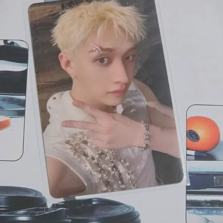 [BUNJANG] Stray Kids "Oddinary" HMV Special Edition Bang Chan Photocard / 스트레이키즈 디스앤댓 HMV 특전 방찬 포카