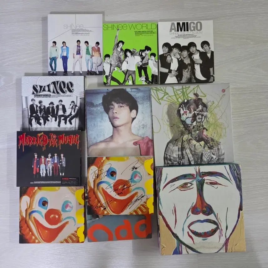 [BUNJANG] SHINee Signed Album, Concert DVD, and Merchandise Bundle Set / 샤이니 싸인앨범/일반앨범 콘서트 디비디 및 굿즈 일괄 판매