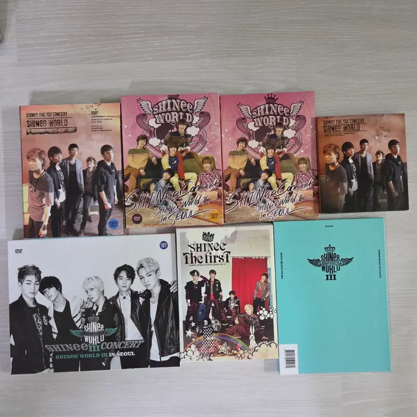 [BUNJANG] SHINee Signed Album, Concert DVD, and Merchandise Bundle Set / 샤이니 싸인앨범/일반앨범 콘서트 디비디 및 굿즈 일괄 판매