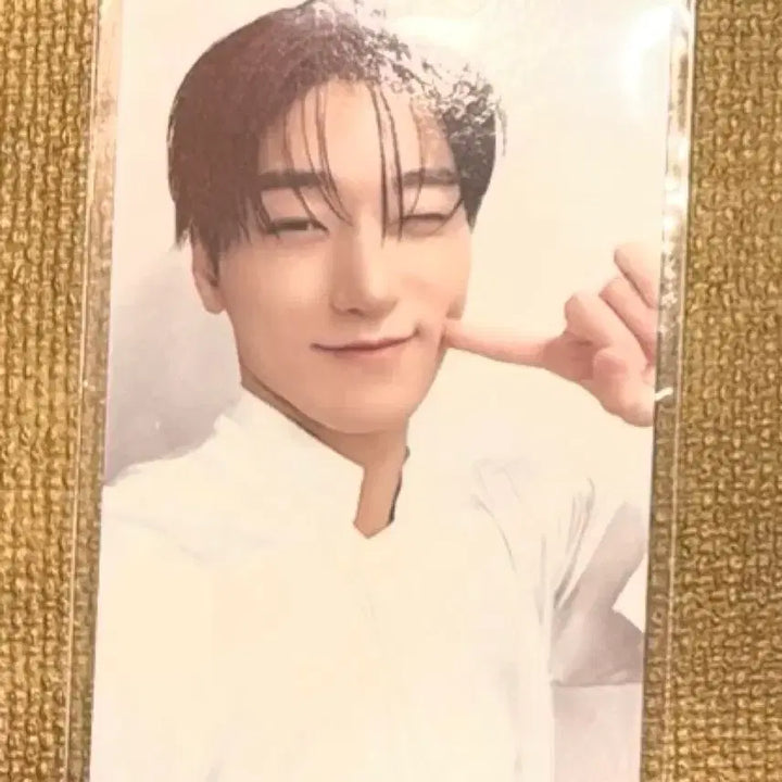 [BUNJANG] ATEEZ Aniteez Pop-up Lucky Draw Photocard / 에이티즈 애니티즈 팝업 10만 특전 산 포카