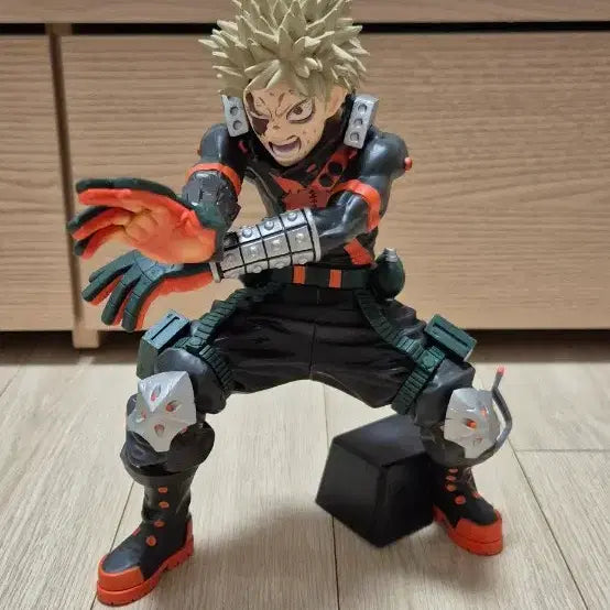 [BUNJANG] My Hero Academia Katsuki Bakugo Figure / 나의 히어로 아카데미아 바쿠고 피규어