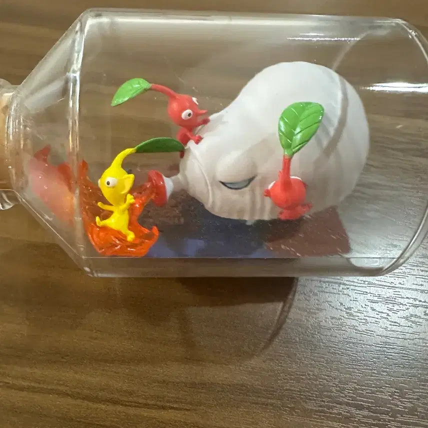 [BUNJANG] Pikmin Terrarium Figure / 피크민 테라리움 리멘트