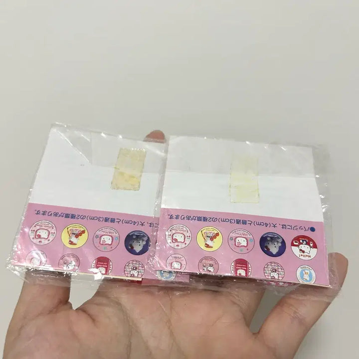 [BUNJANG] Sanrio Hello Kitty 25th Anniversary Badge Bundle Set (1999, Sealed) / 미개봉)1999년 키티 25주년 뱃지 일괄