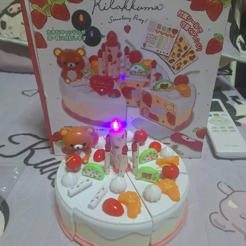 [BUNJANG] San-X Rilakkuma 2018 Birthday Cake Working Toy / 2018년 고전 리락쿠마 생일케익(작동o)