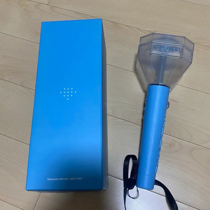 [BUNJANG] TREASURE TREI LIGHT Official Light Stick / 트레저 트라이트 1기