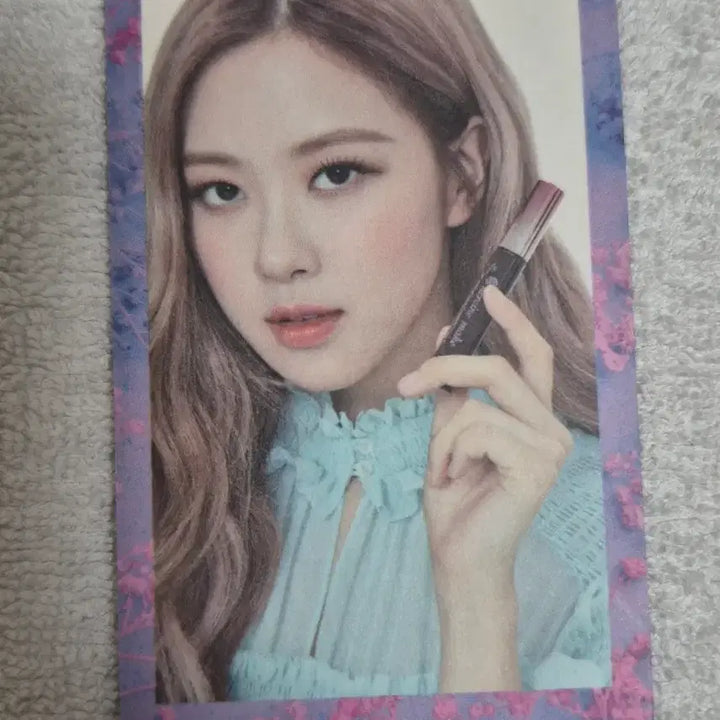 [BUNJANG] BLACKPINK Jisoo Rosé KISSME Photocard 2 Types Set / 블랙핑크 지수 로제 키스미(KISSME) 포토카드 2종 세트