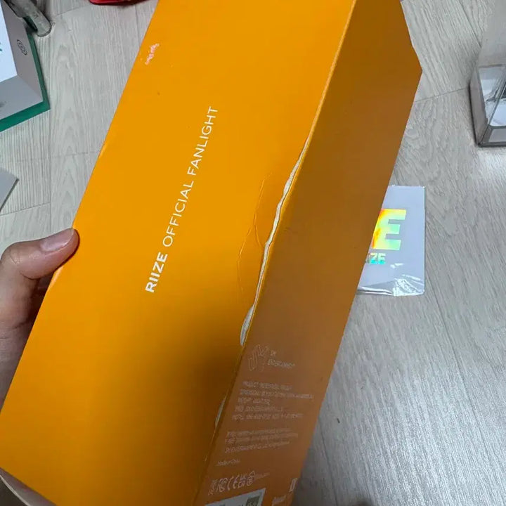 [BUNJANG] RIIZE Official Light Stick / 택포) 라이즈 공식 응원봉 +세터 아크릴 서비스